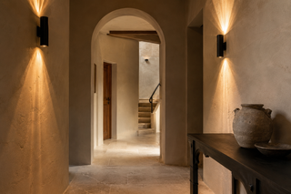 Hallway & Entryway
