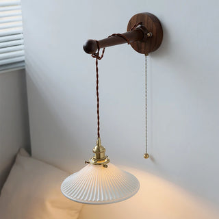 Celako™ Valora Wall Light | Brass Bedside Lighting